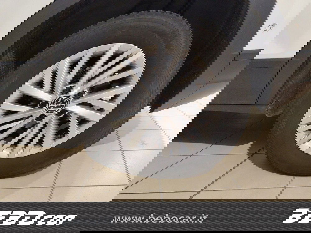 Volkswagen T-Roc usata a Torino (13)