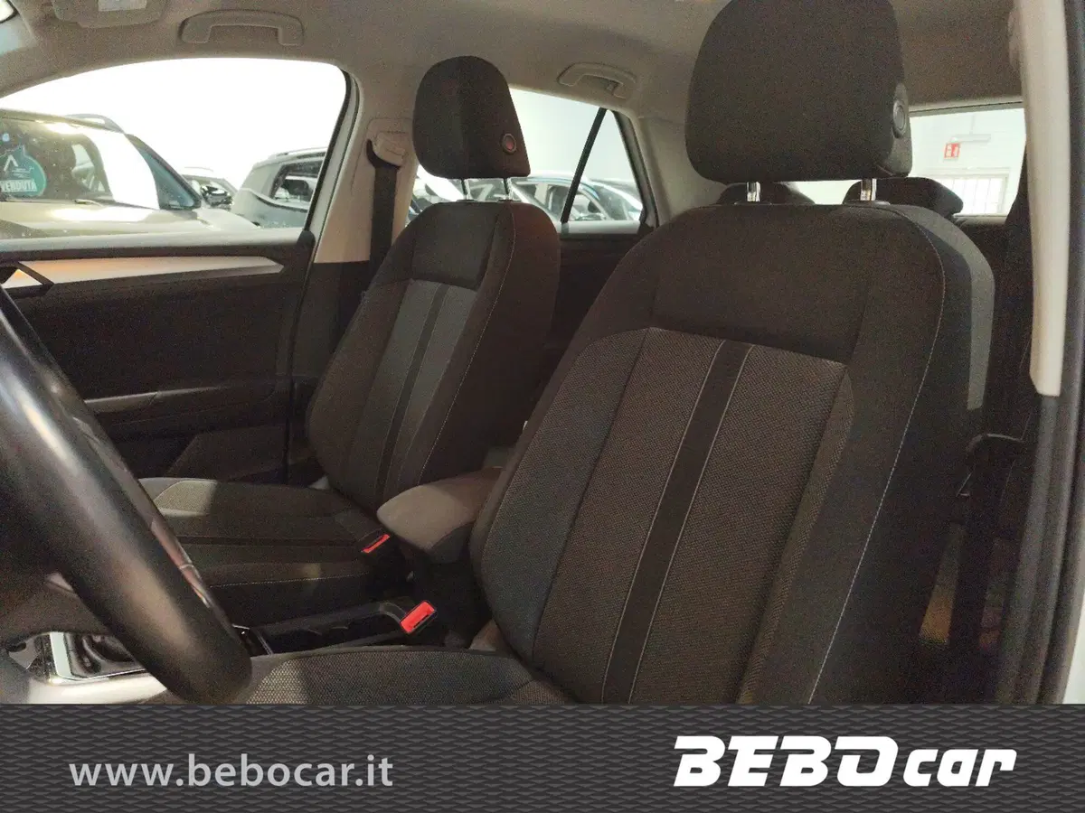 Volkswagen T-Roc usata a Torino (14)