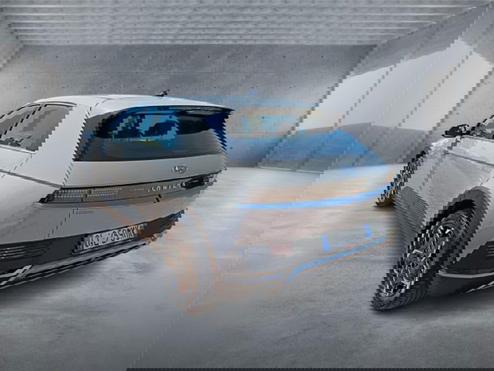 Hyundai Ioniq 5 usata a Bari (4)