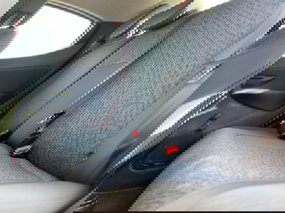 Lancia Ypsilon usata a Matera (20)