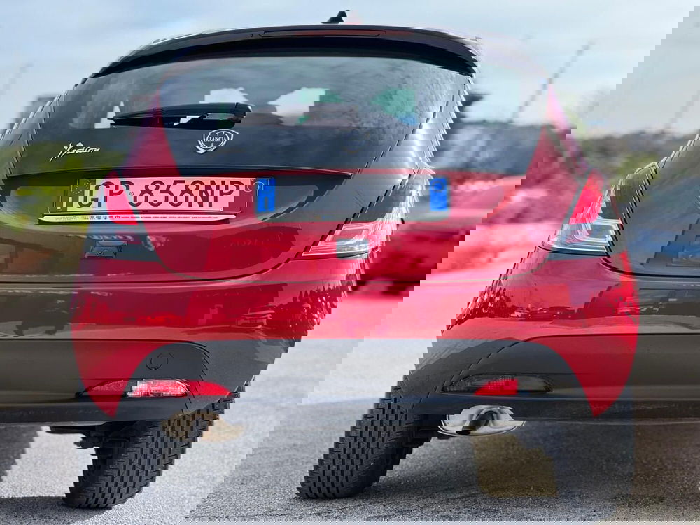 Lancia Ypsilon usata a Matera (6)