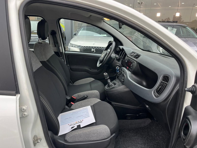 Fiat Panda Cross usata a Milano (12)