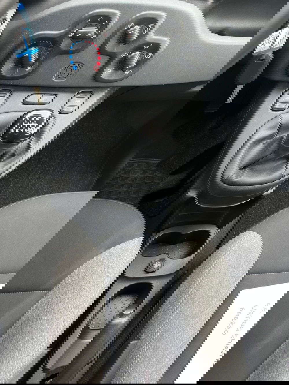 Fiat Panda Cross usata a Milano (17)