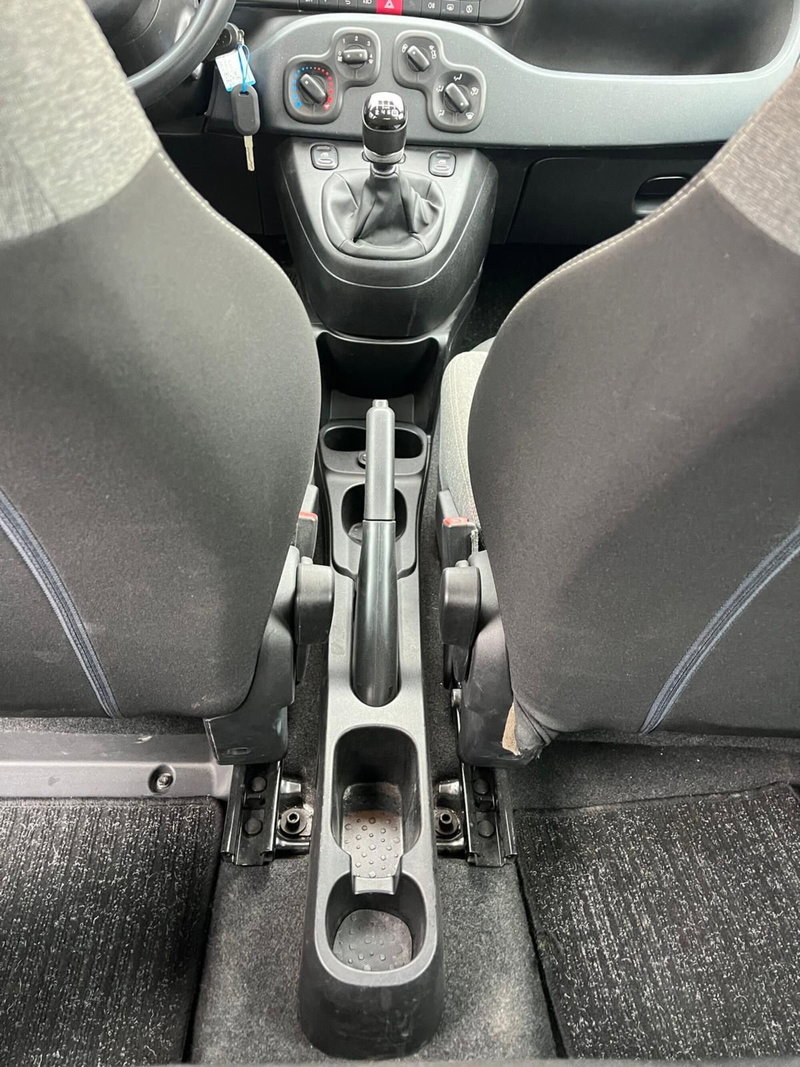 Fiat Panda Cross usata a Milano (18)