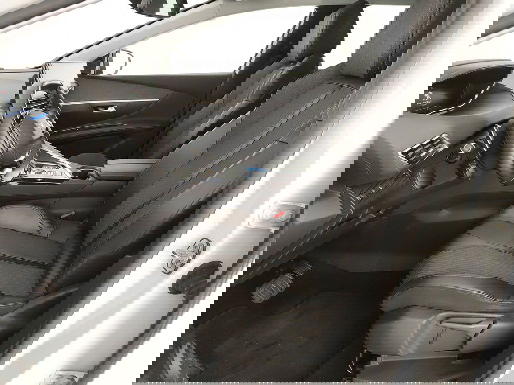 Peugeot 3008 usata a Caserta (16)