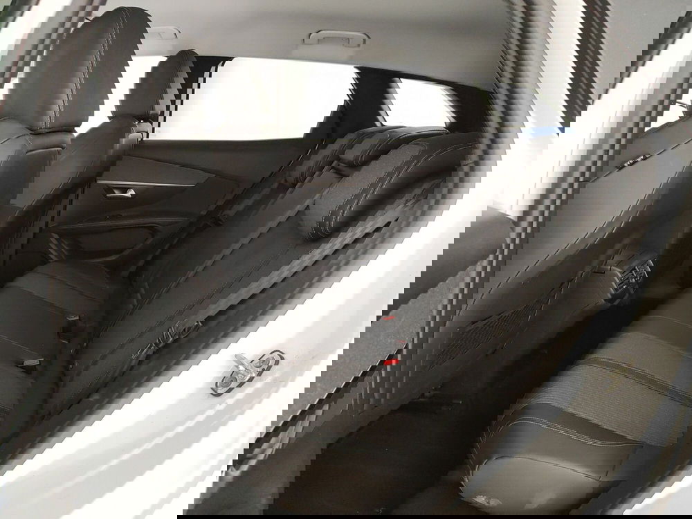 Peugeot 3008 usata a Caserta (18)