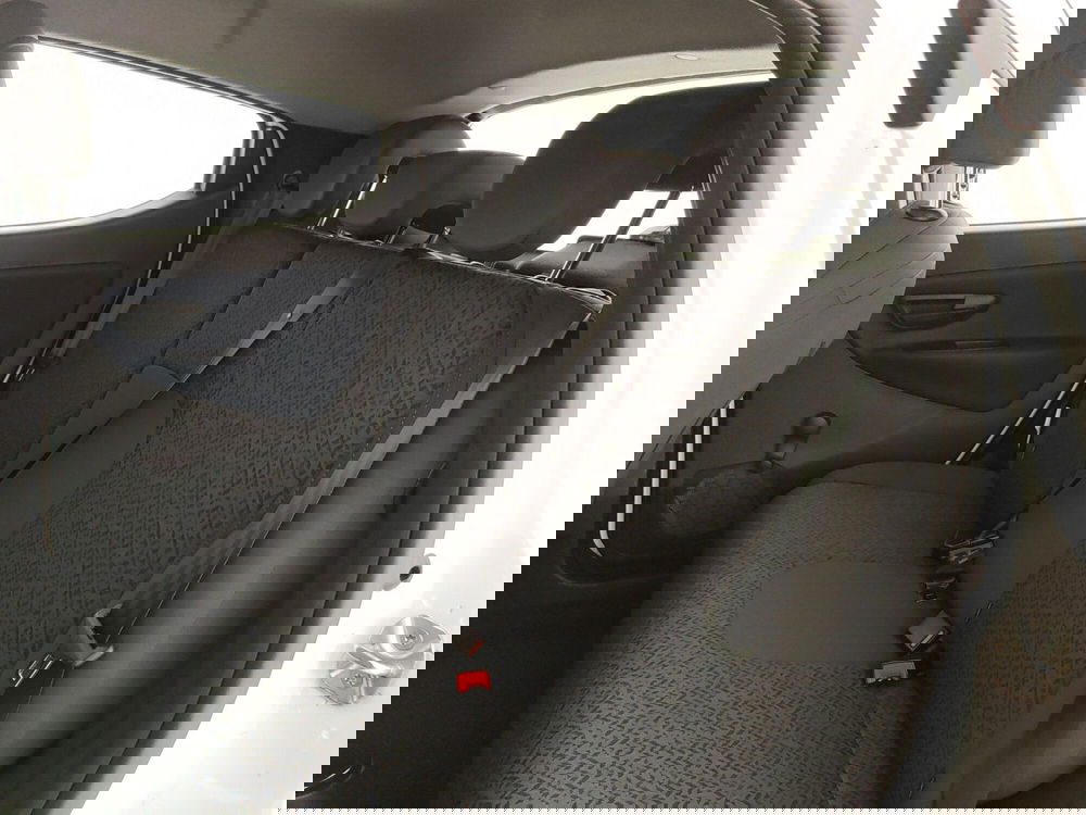 Lancia Ypsilon usata a Caserta (20)