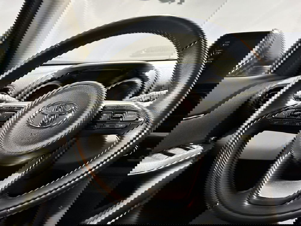 Toyota Yaris Cross usata a Milano (10)