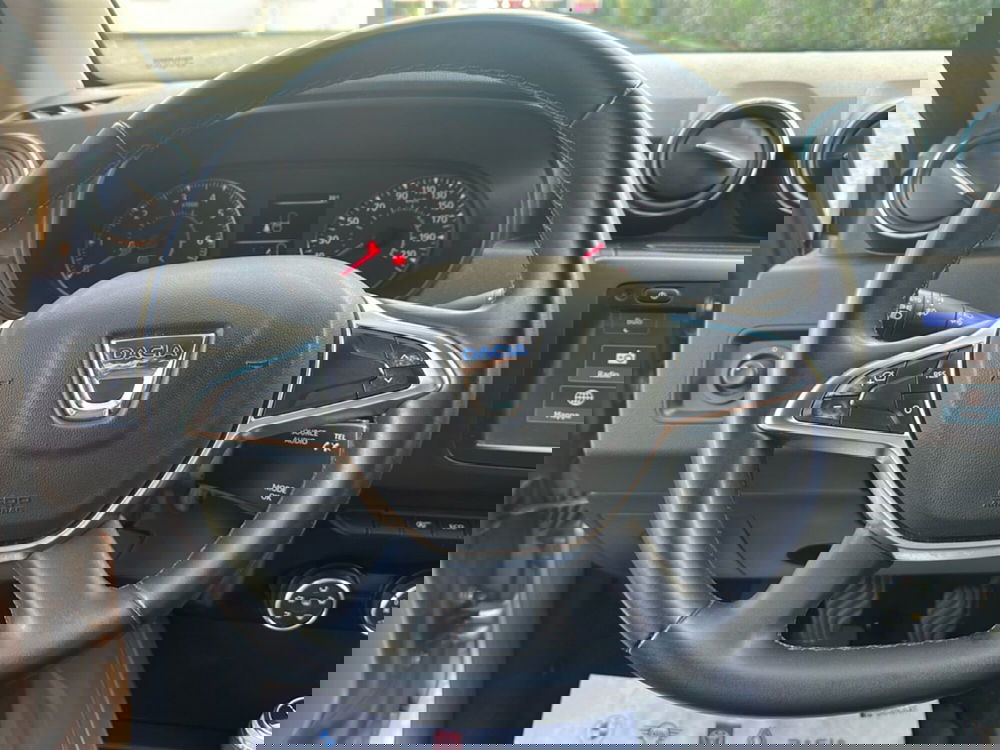 Dacia Duster usata a Napoli (11)