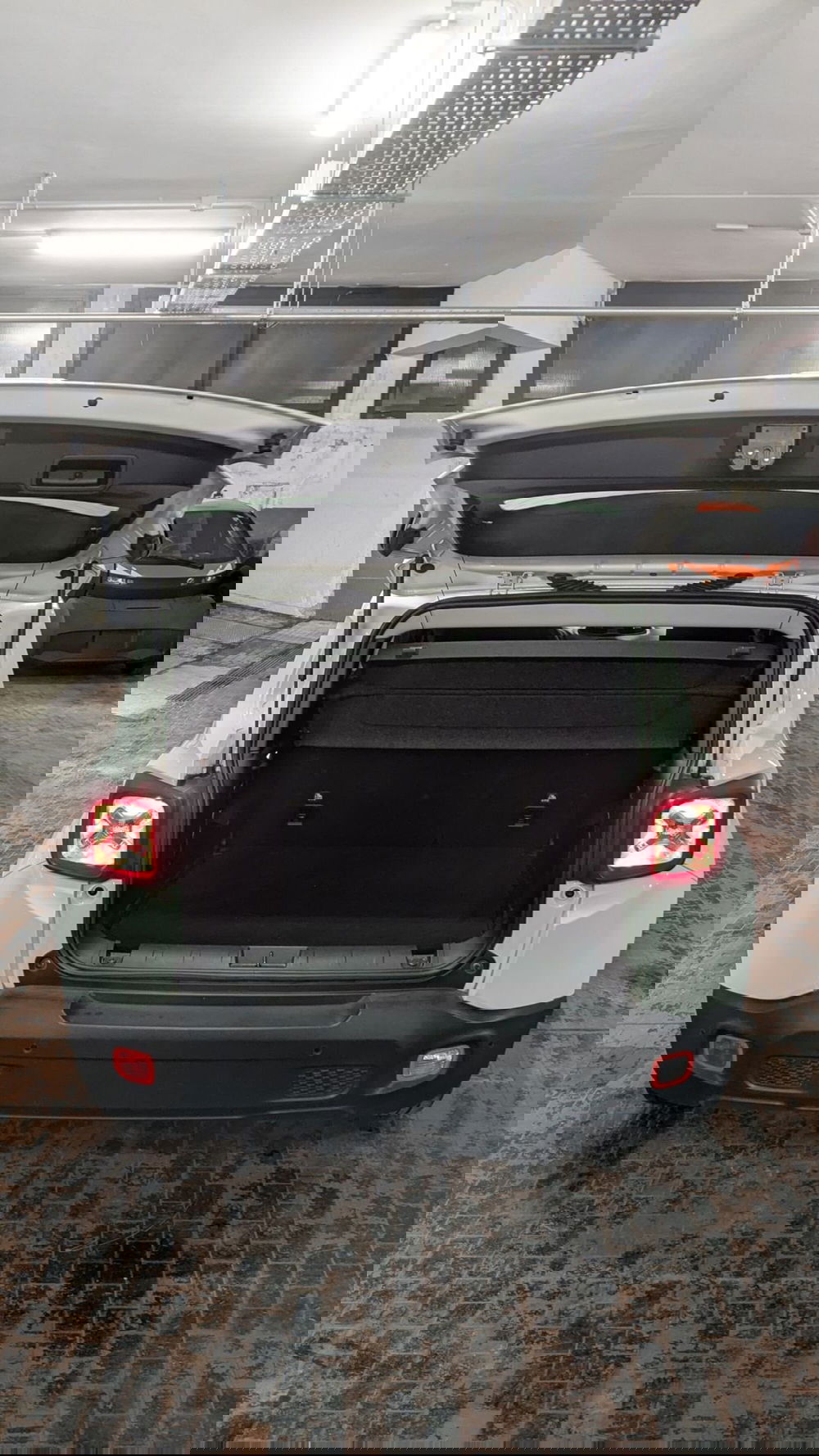 Jeep Renegade usata a Milano (4)