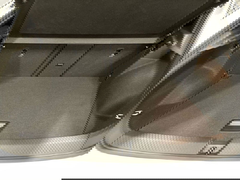 Volkswagen T-Roc usata a Prato (8)