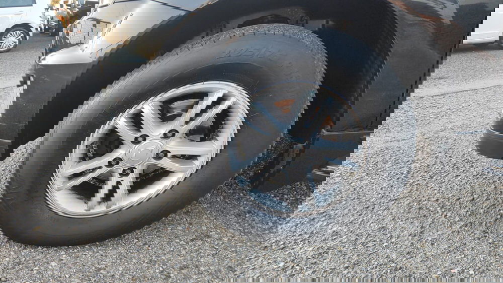 Ssangyong Actyon usata a Firenze (5)