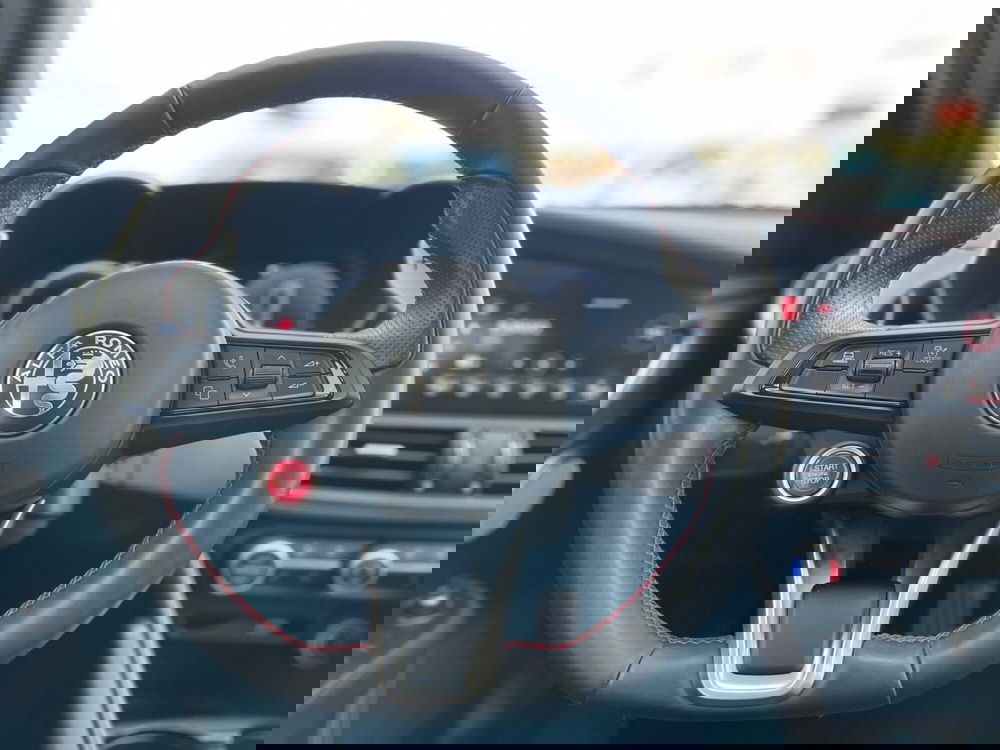 Alfa Romeo Giulia usata a Ancona (14)