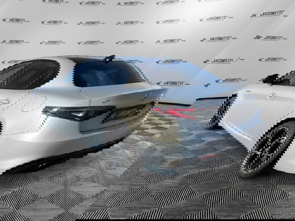 Alfa Romeo Giulia usata a Ancona (6)