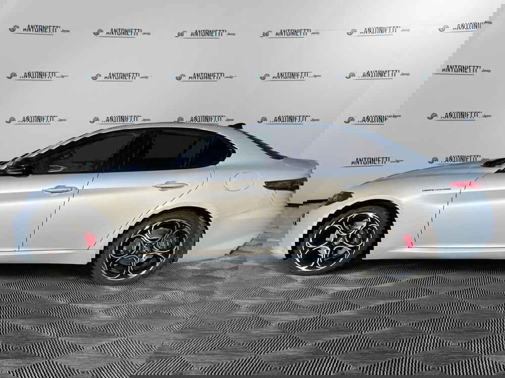 Alfa Romeo Giulia usata a Ancona (7)