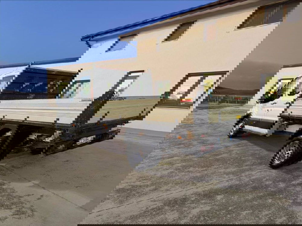 Ford Transit usata a Matera (5)