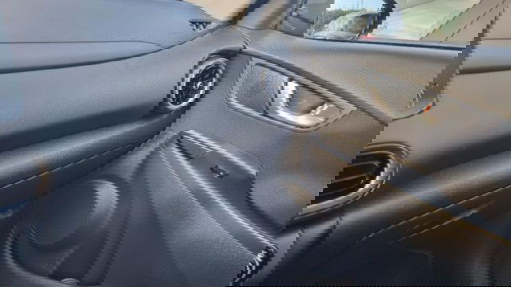 Hyundai Kona usata a Savona (12)