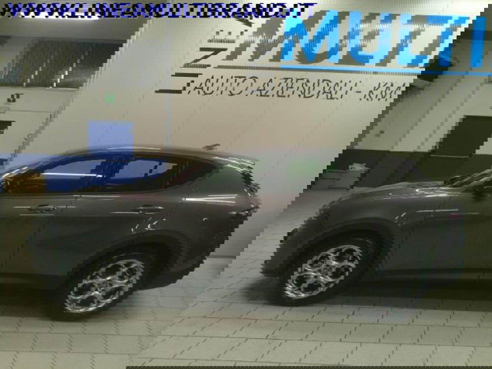 Alfa Romeo Tonale usata a Piacenza (10)