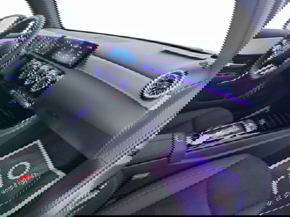 Mercedes-Benz Classe A nuova a Teramo (12)