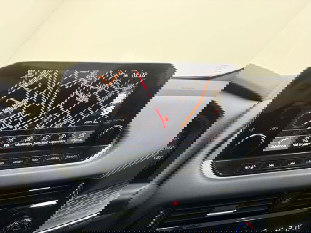 Nissan Qashqai usata a Como (15)