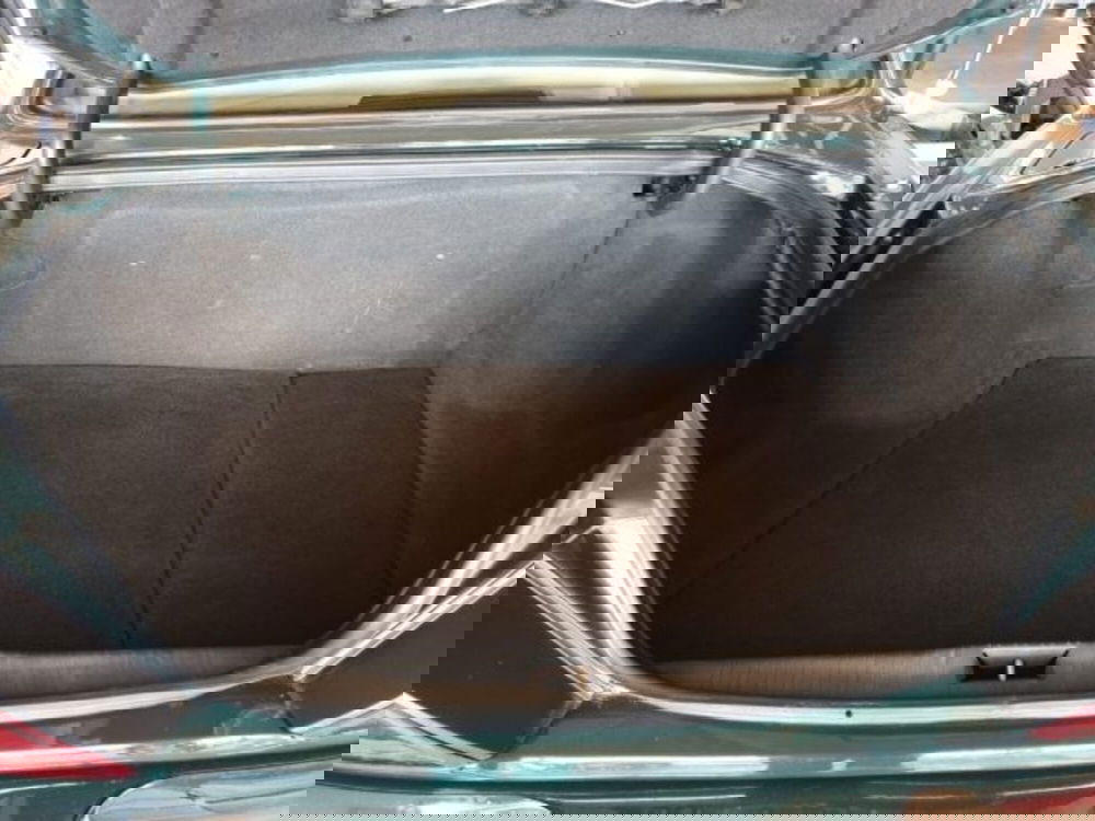 Jaguar XJ usata a Pesaro-Urbino (15)