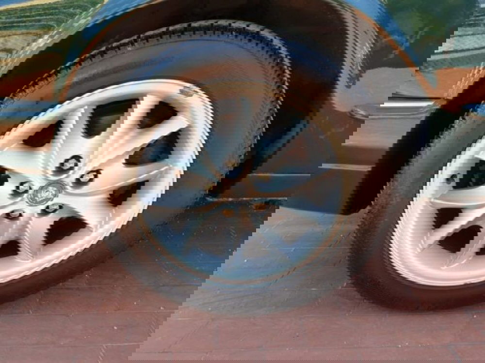 Jaguar XJ usata a Pesaro-Urbino (16)