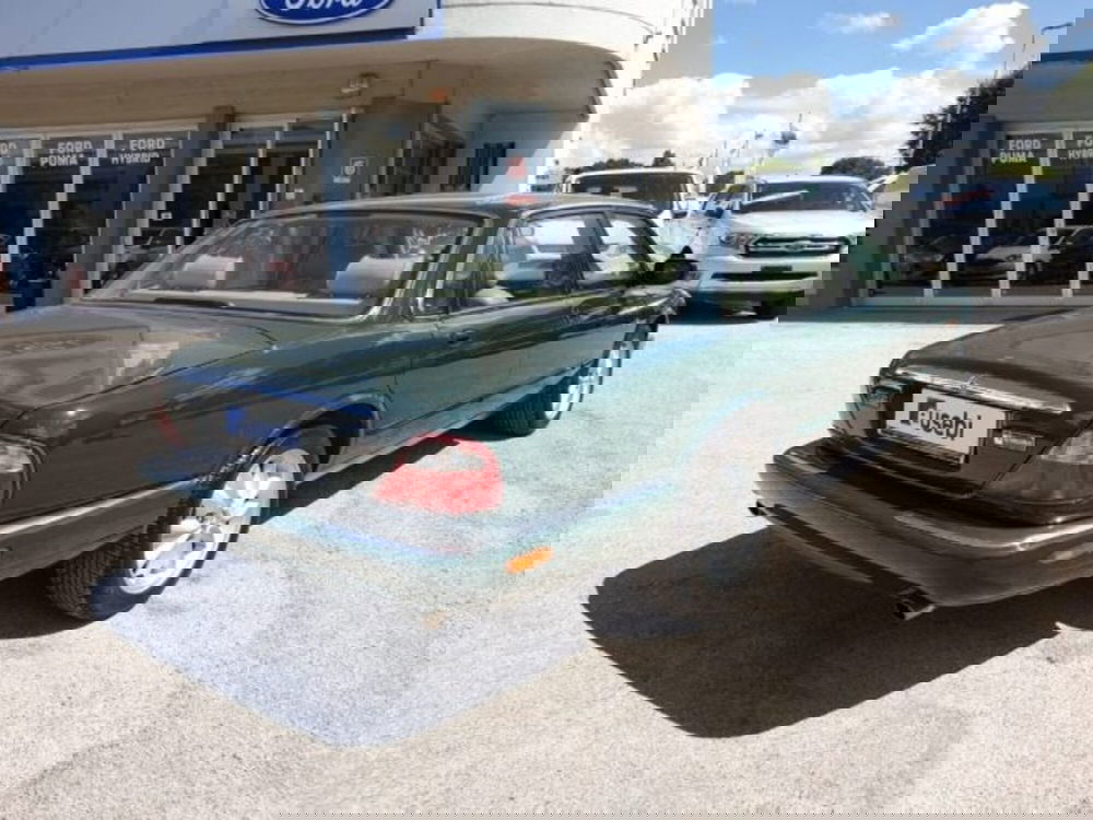 Jaguar XJ usata a Pesaro-Urbino (3)