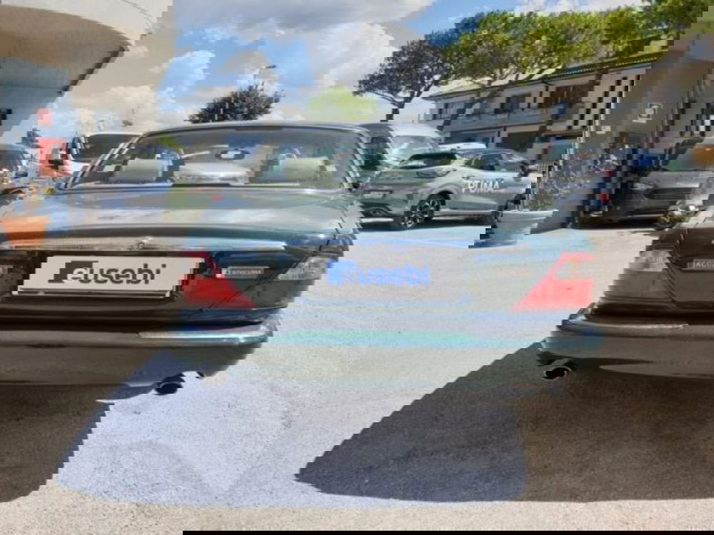 Jaguar XJ usata a Pesaro-Urbino (6)