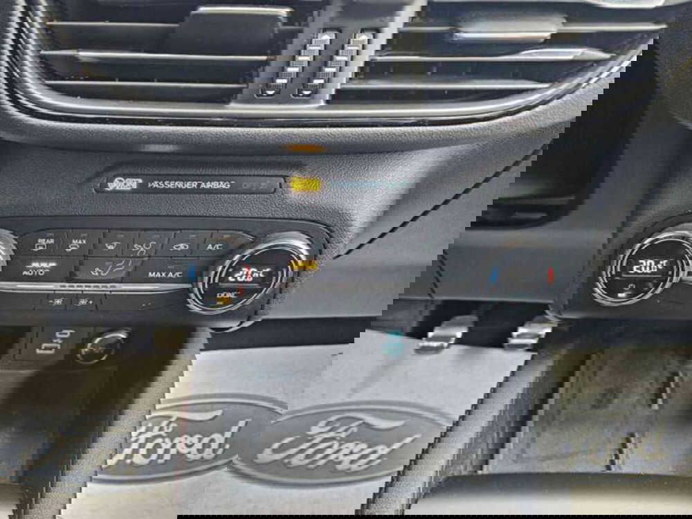 Ford Kuga usata a Pesaro-Urbino (18)