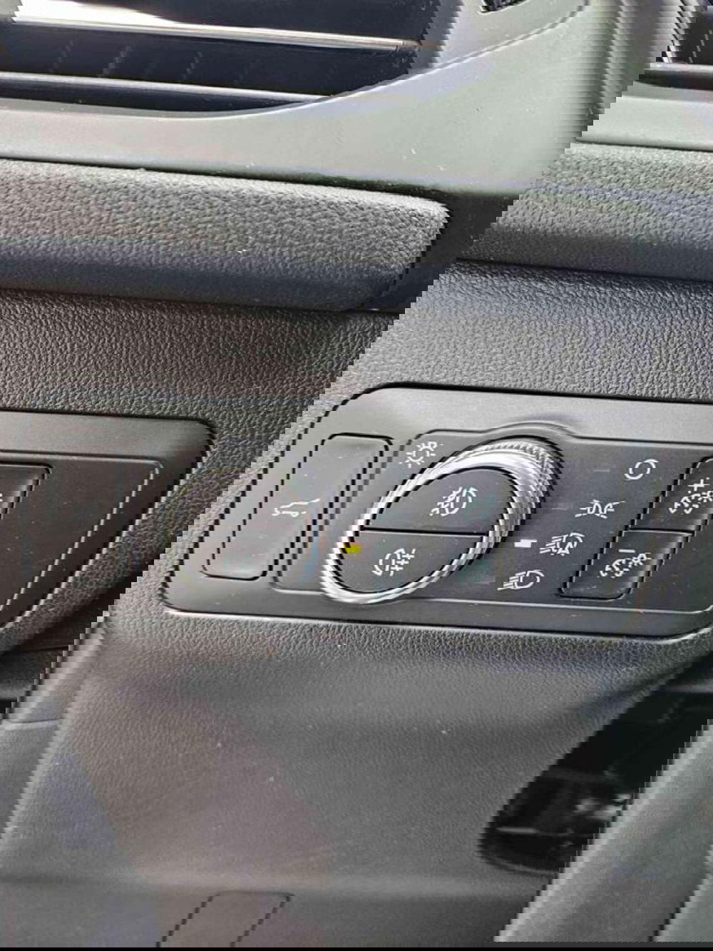 Ford Kuga usata a Pesaro-Urbino (19)