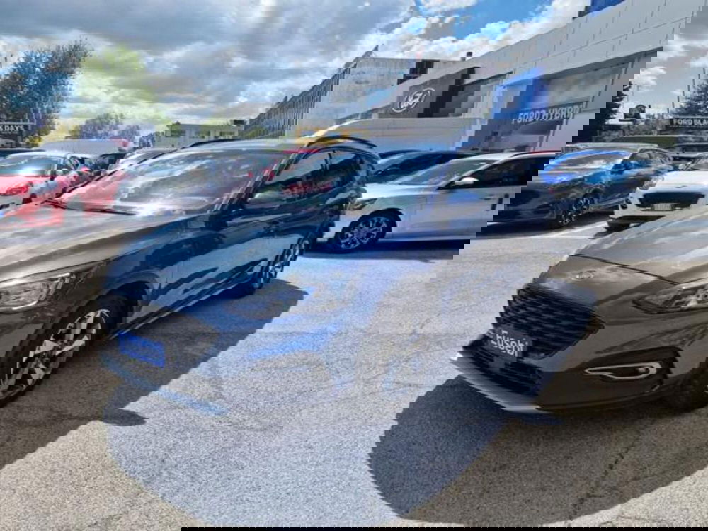 Ford Focus Station Wagon usata a Pesaro-Urbino (3)