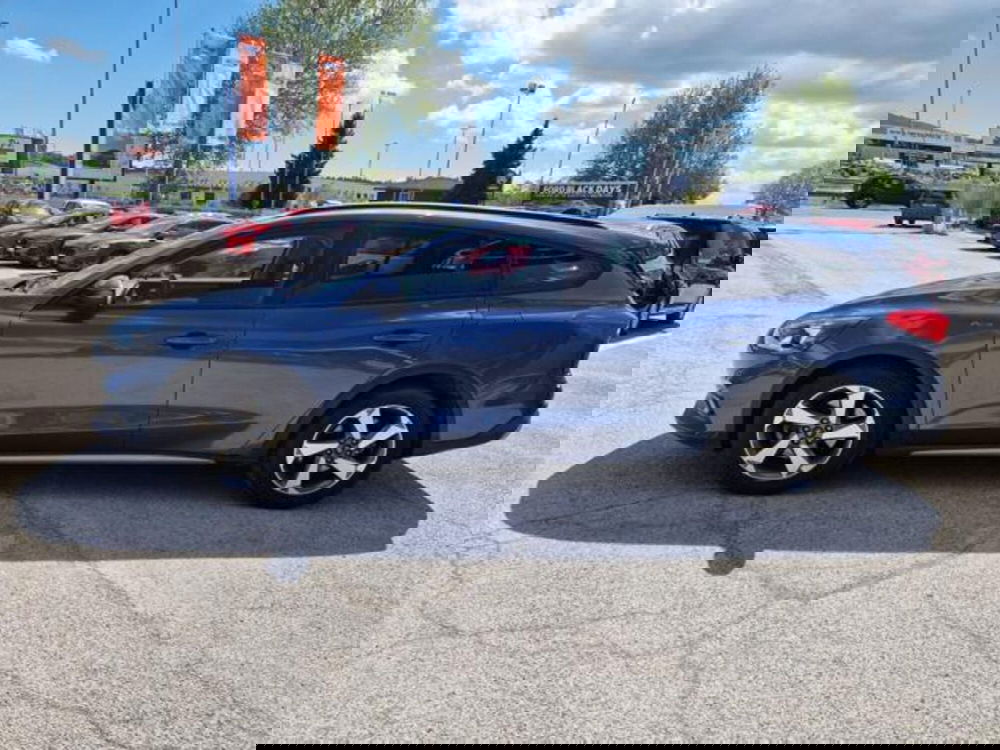 Ford Focus Station Wagon usata a Pesaro-Urbino (5)