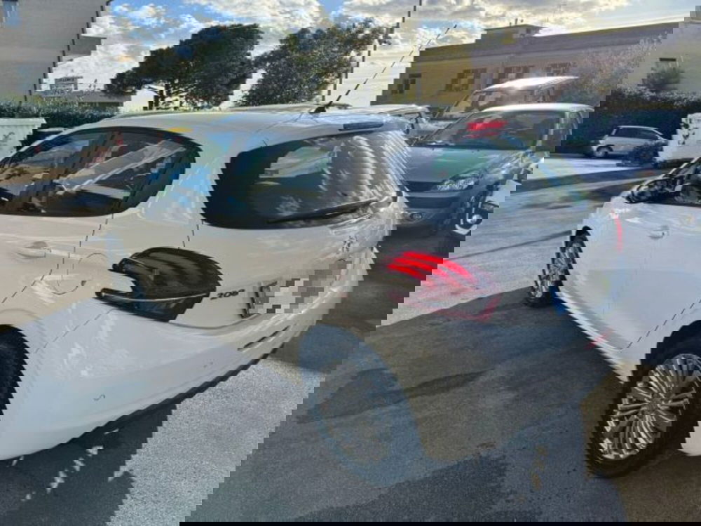 Peugeot 208 usata a Macerata (6)