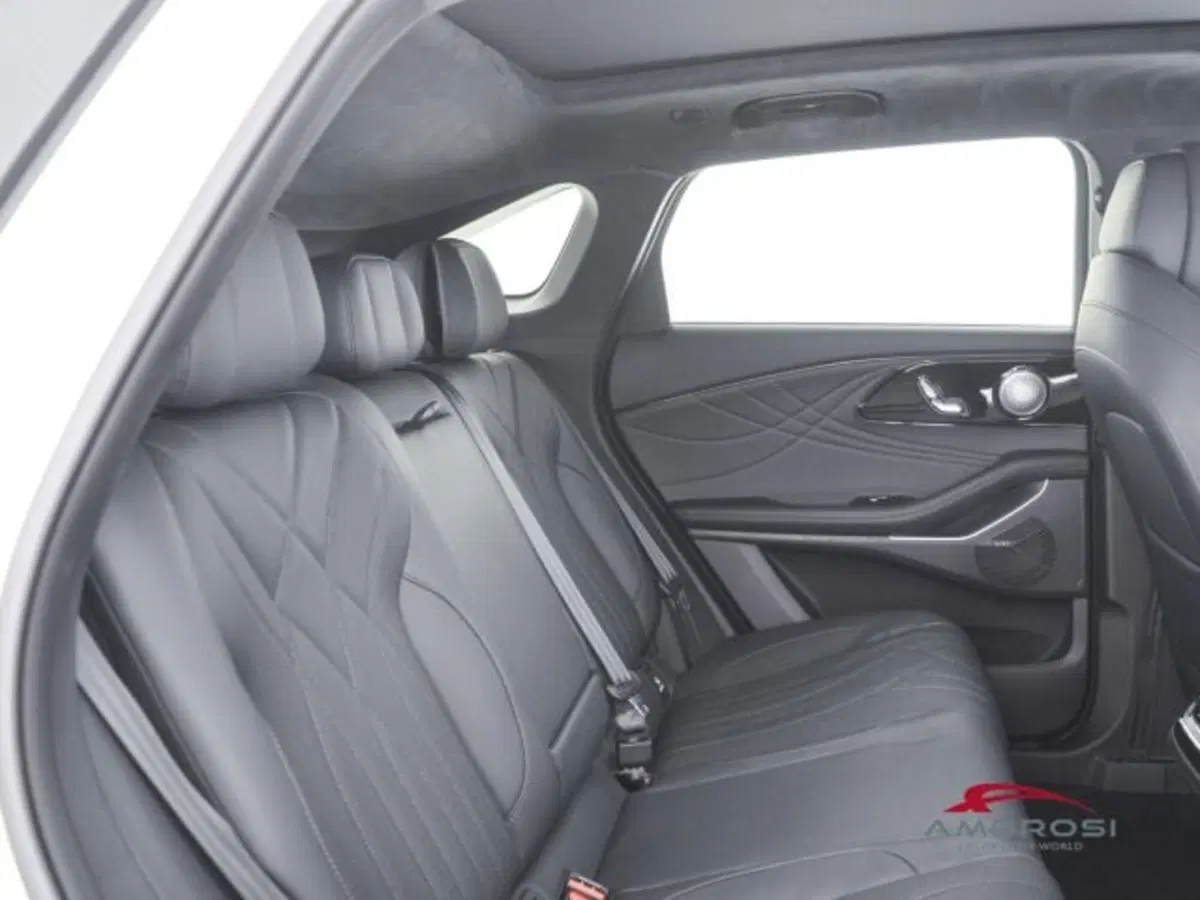 Omoda Omoda 9 SHS-P nuova a Perugia (2)