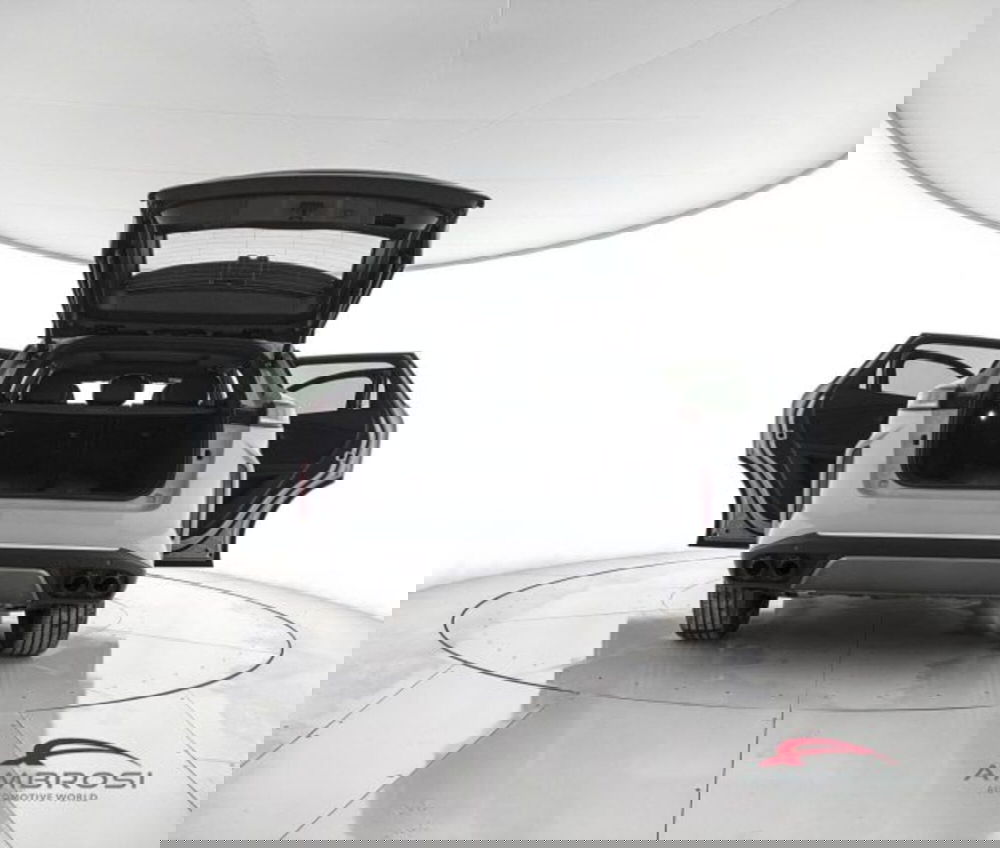 Omoda Omoda 9 SHS-P nuova a Perugia (7)