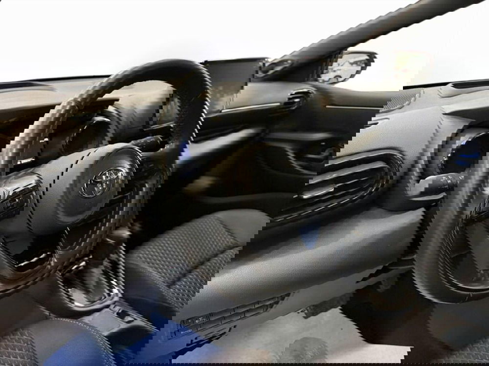 Toyota Yaris Cross usata a Monza e Brianza (12)