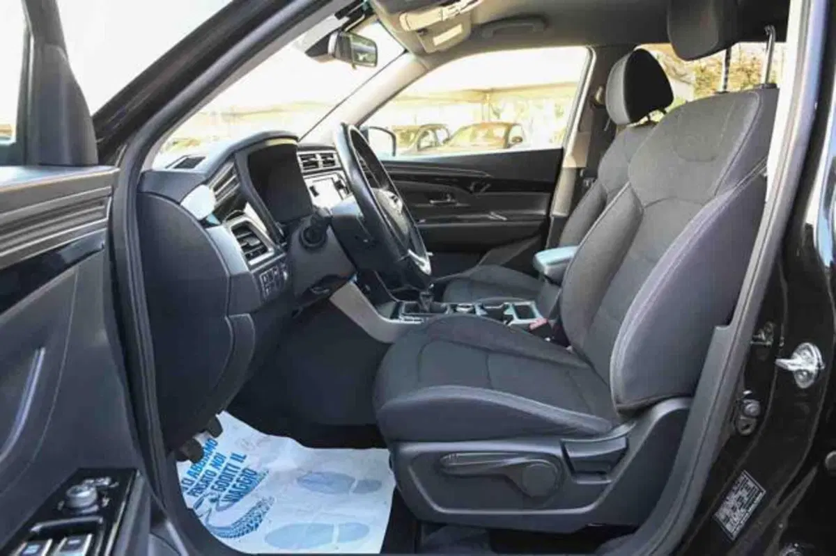 Ssangyong Korando usata a Torino (13)