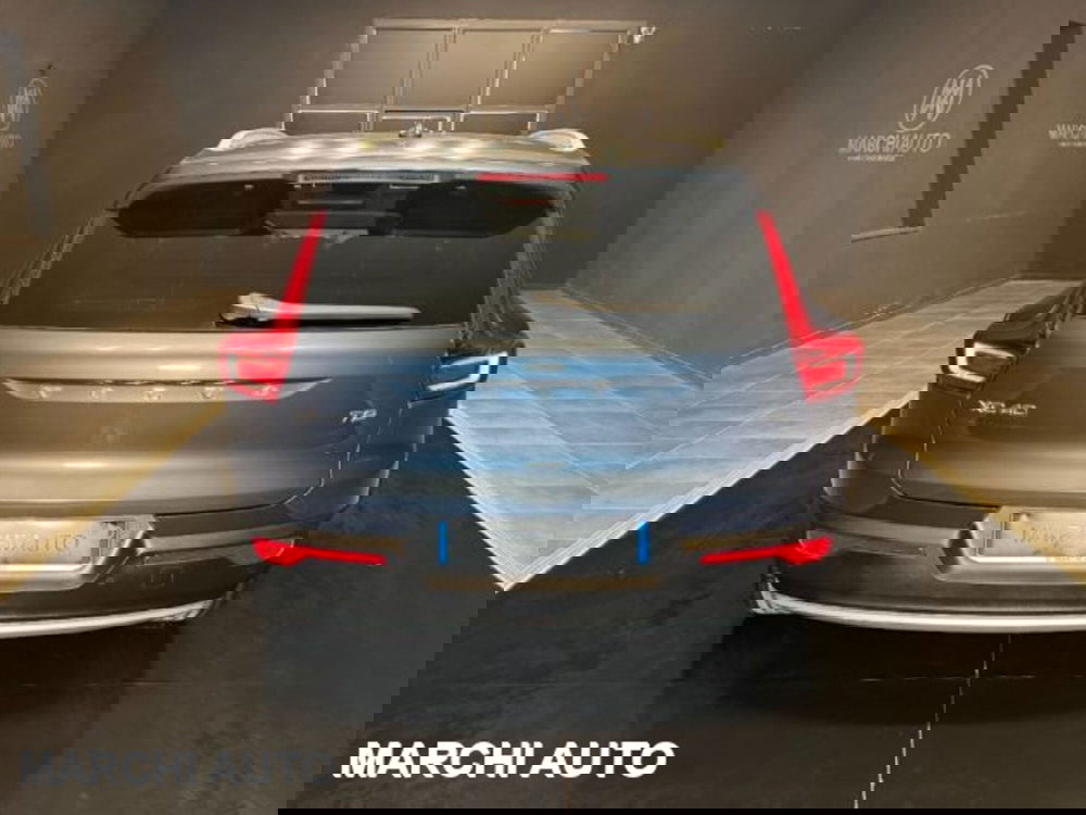Volvo XC40 usata a Perugia (6)
