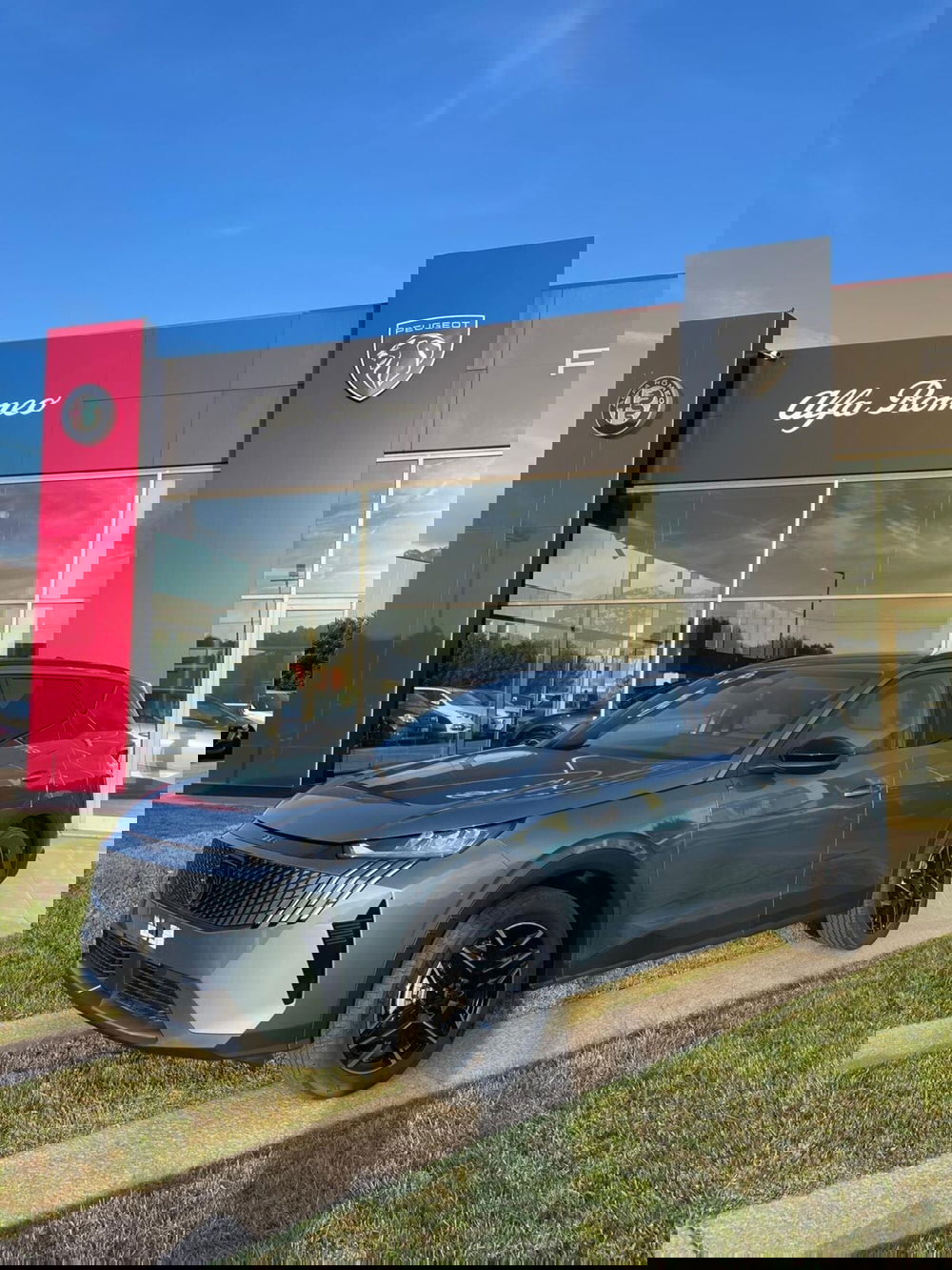 Peugeot 5008 nuova a Sassari
