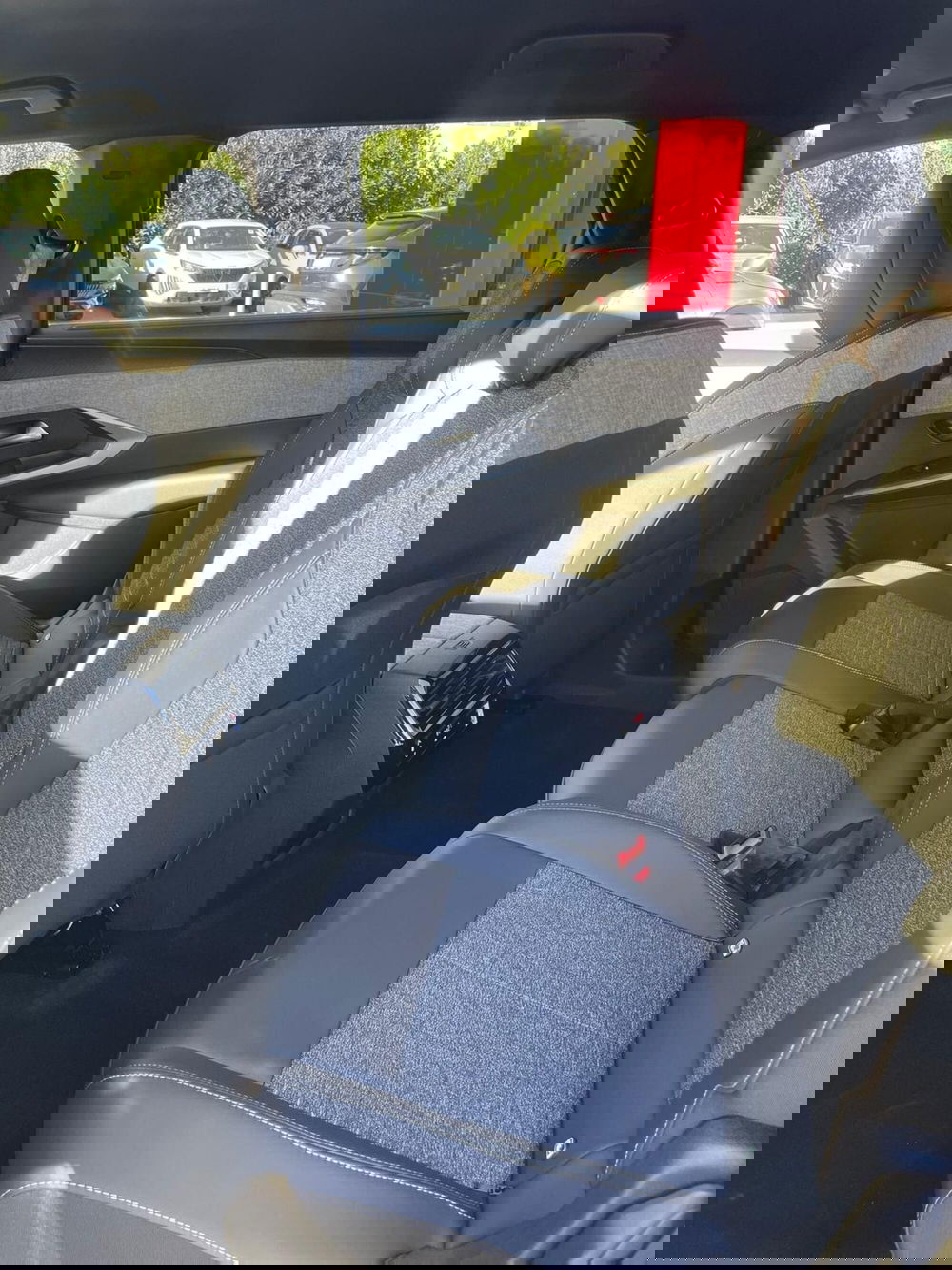 Peugeot 5008 nuova a Sassari (15)