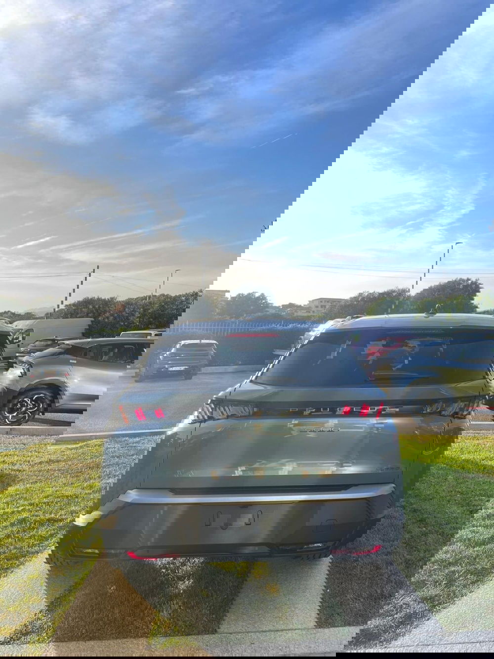 Peugeot 5008 nuova a Sassari (4)