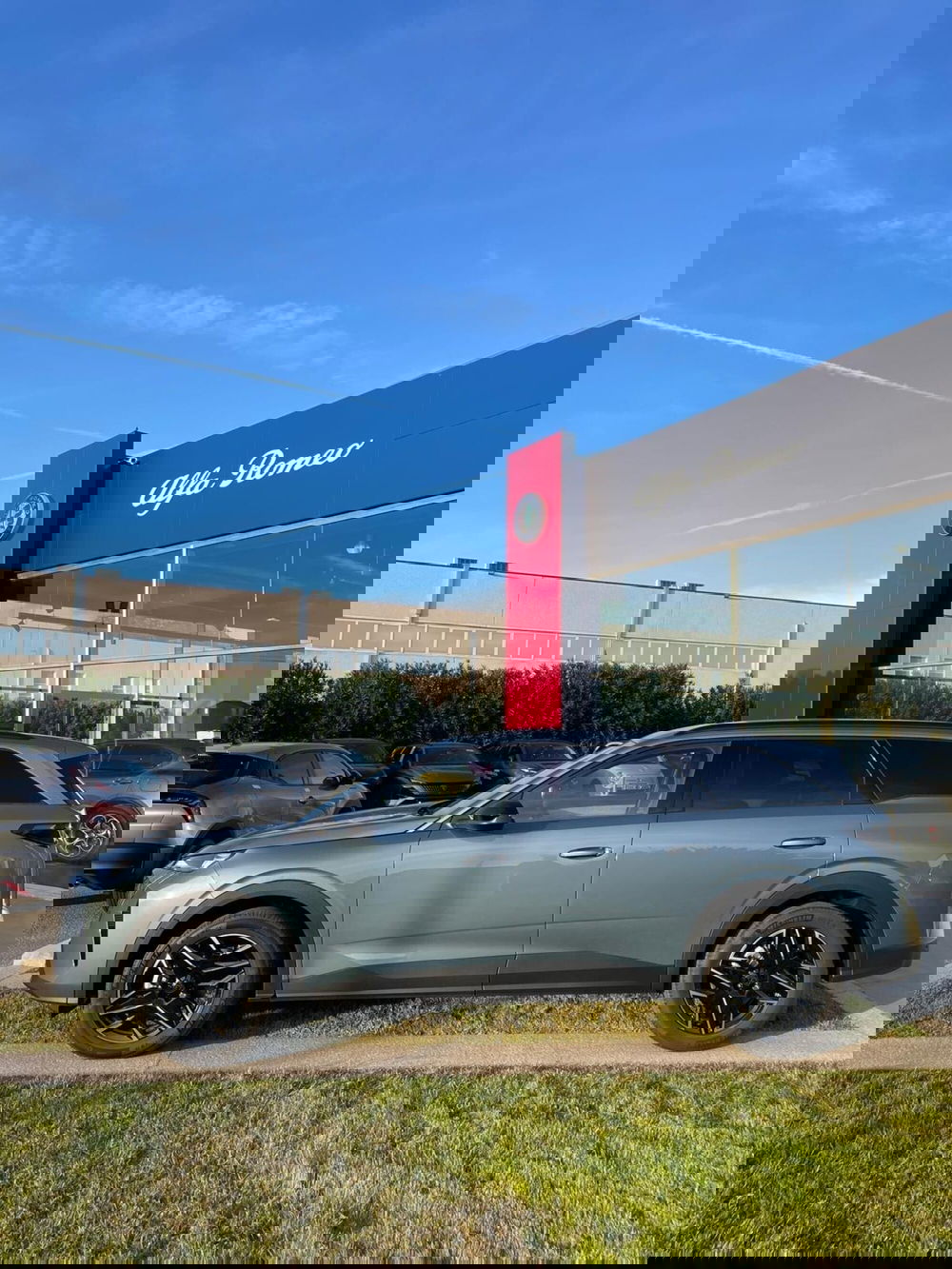 Peugeot 5008 nuova a Sassari (9)