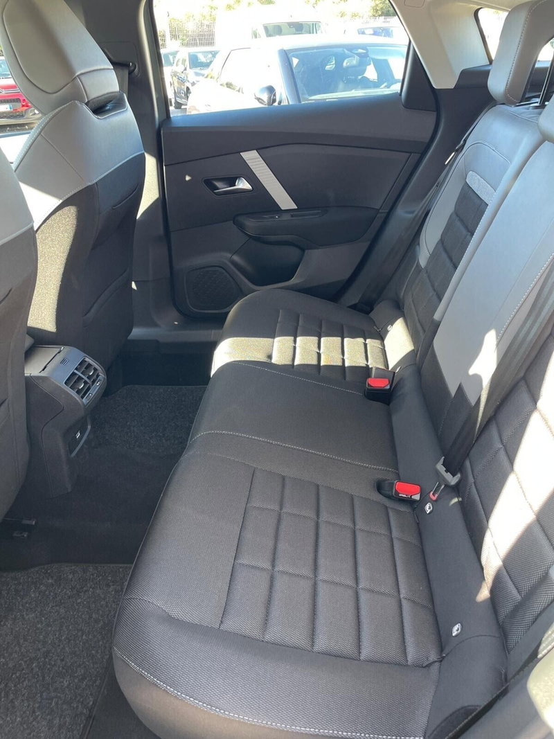 Citroen C4 nuova a Sassari (12)