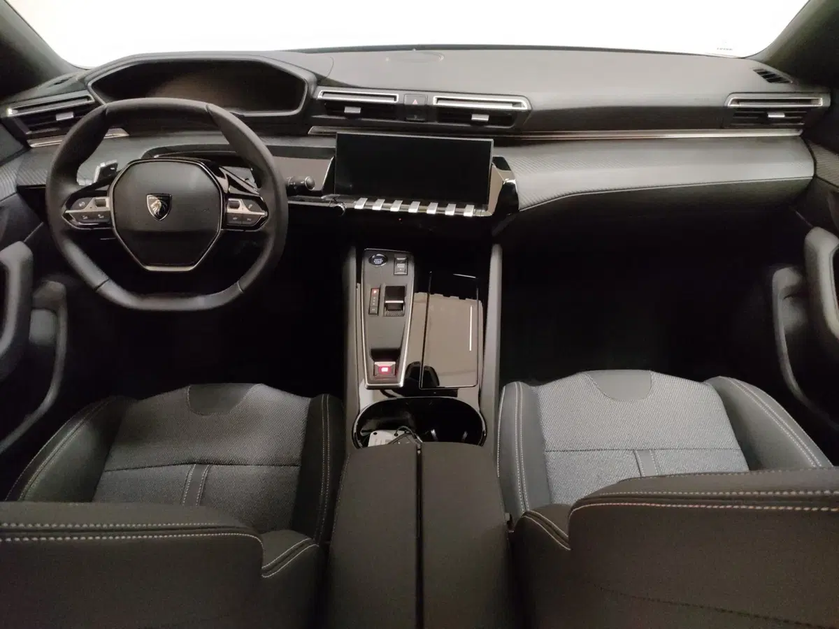 Peugeot 508 SW nuova a L'Aquila (12)
