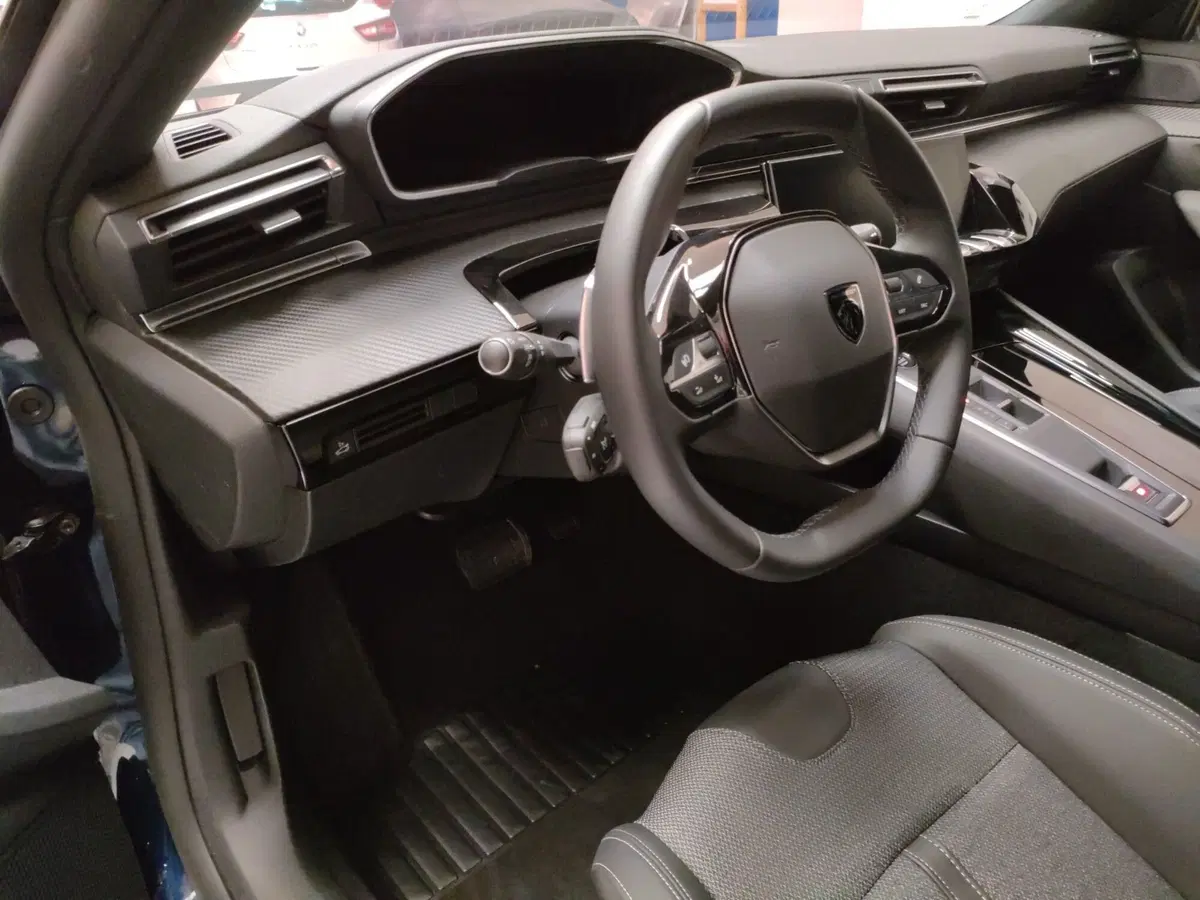 Peugeot 508 SW nuova a L'Aquila (7)