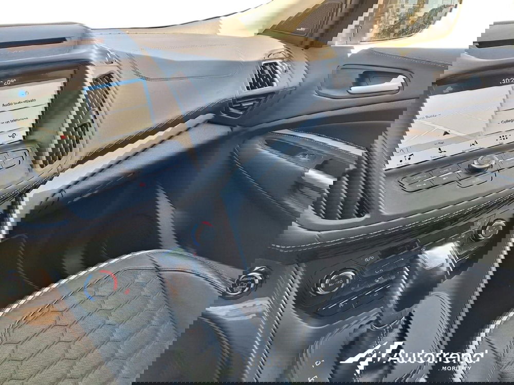 Ford Kuga usata a Bari (11)
