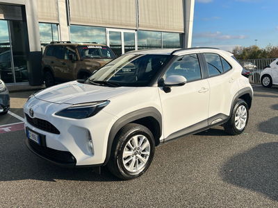 Toyota Yaris Cross 1.5 Hybrid 5p. E-CVT Active del 2024 usata a Piacenza