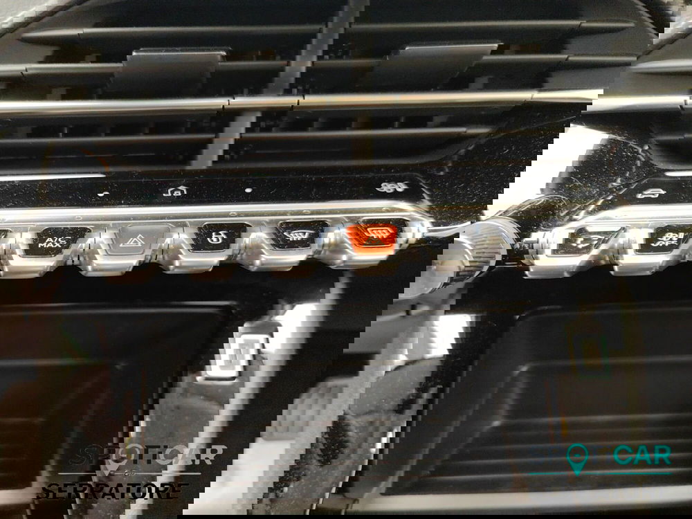 Peugeot 208 usata a Como (16)