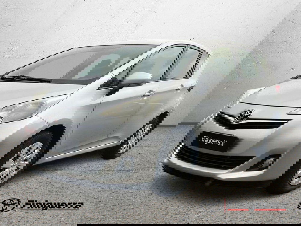 Toyota Verso-S usata a Sondrio