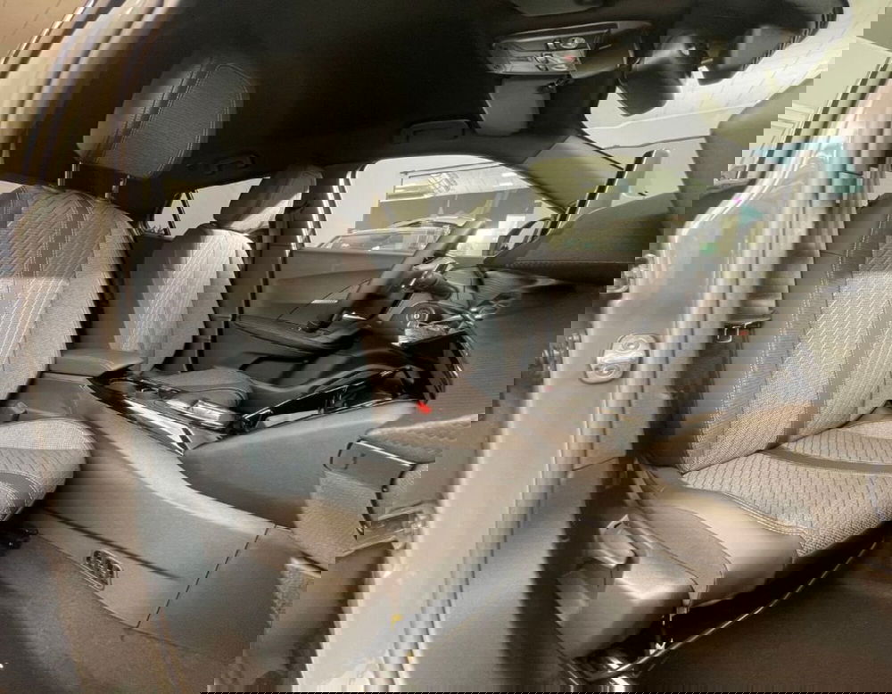 Peugeot 2008 nuova a Ferrara (5)